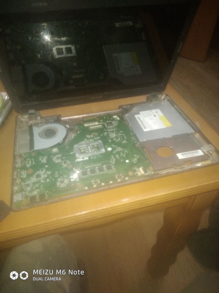 продам по запчястям ноубук asus k54c