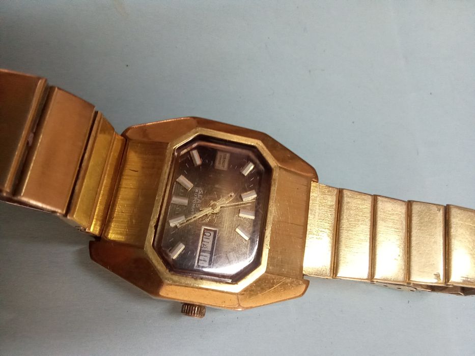 Tissot automático. Duplo calendário. Manufatura.