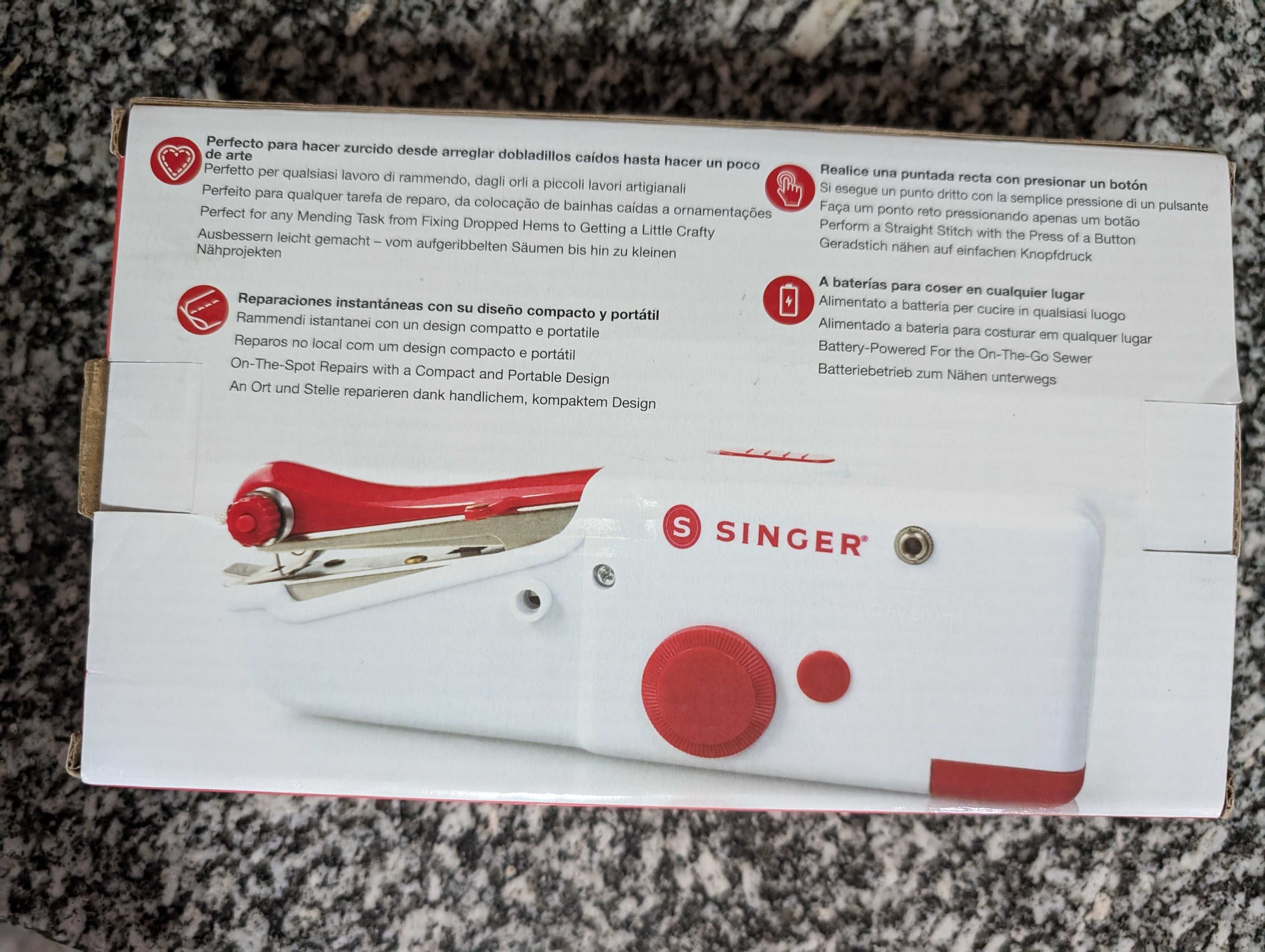 Mini máquina de costura Singer