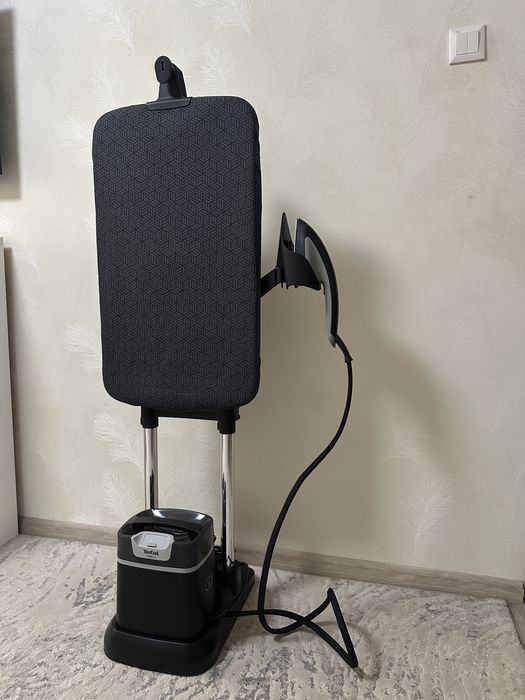 Прасувальна система Tefal IXEO+ QT1510E0, відпарювач