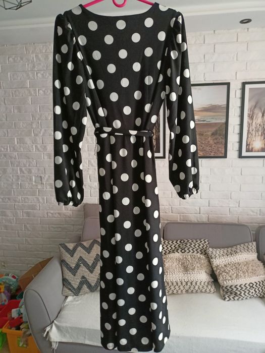 Długa sukienka czarna maxi # w białe grochy