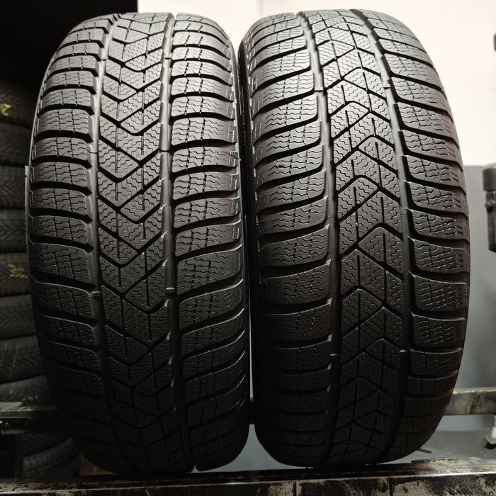 205/60/16 XL Sprzedam parę opon zimowych Pirelli