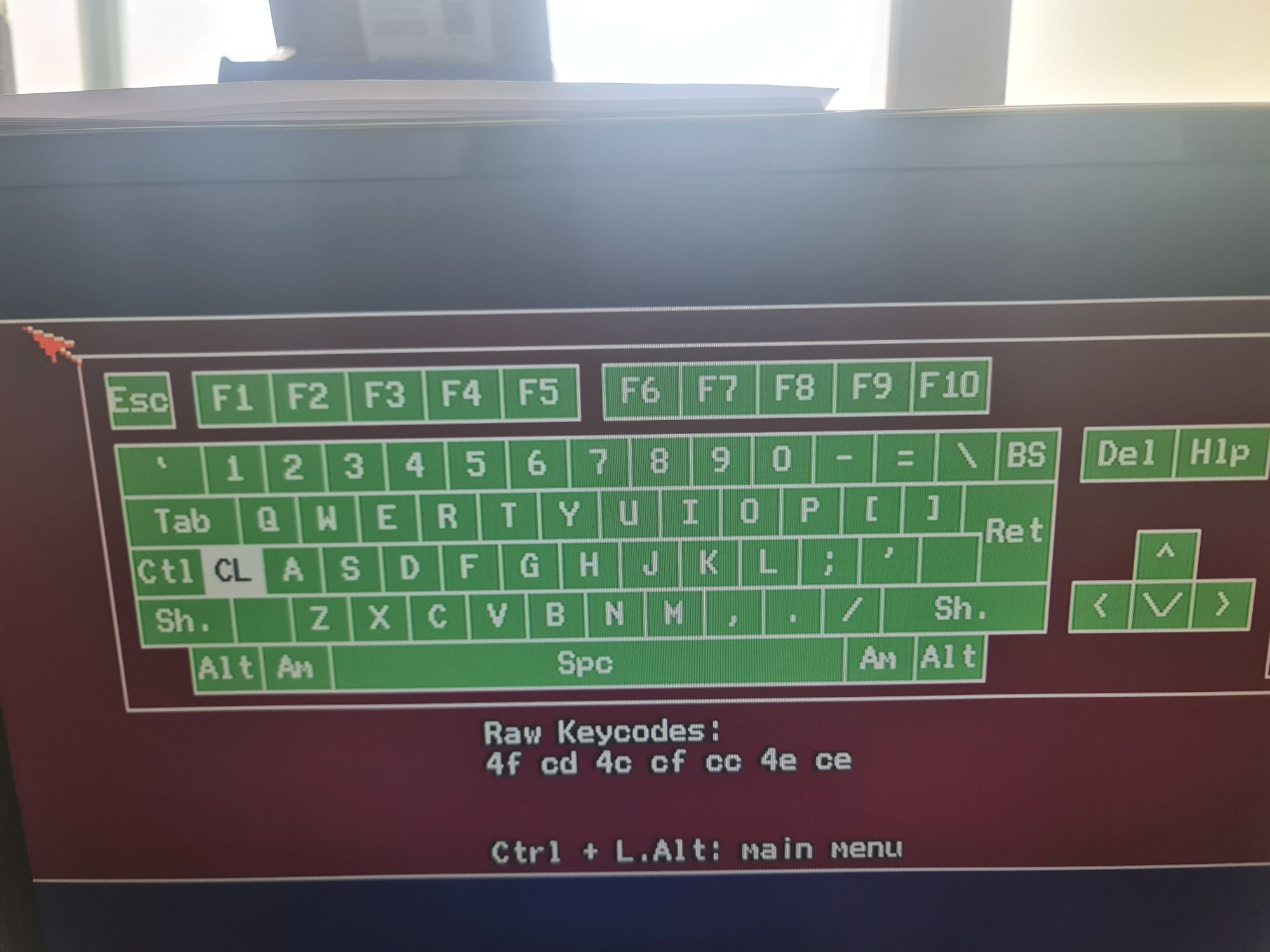 Amiga 600  com fonte e expansão.