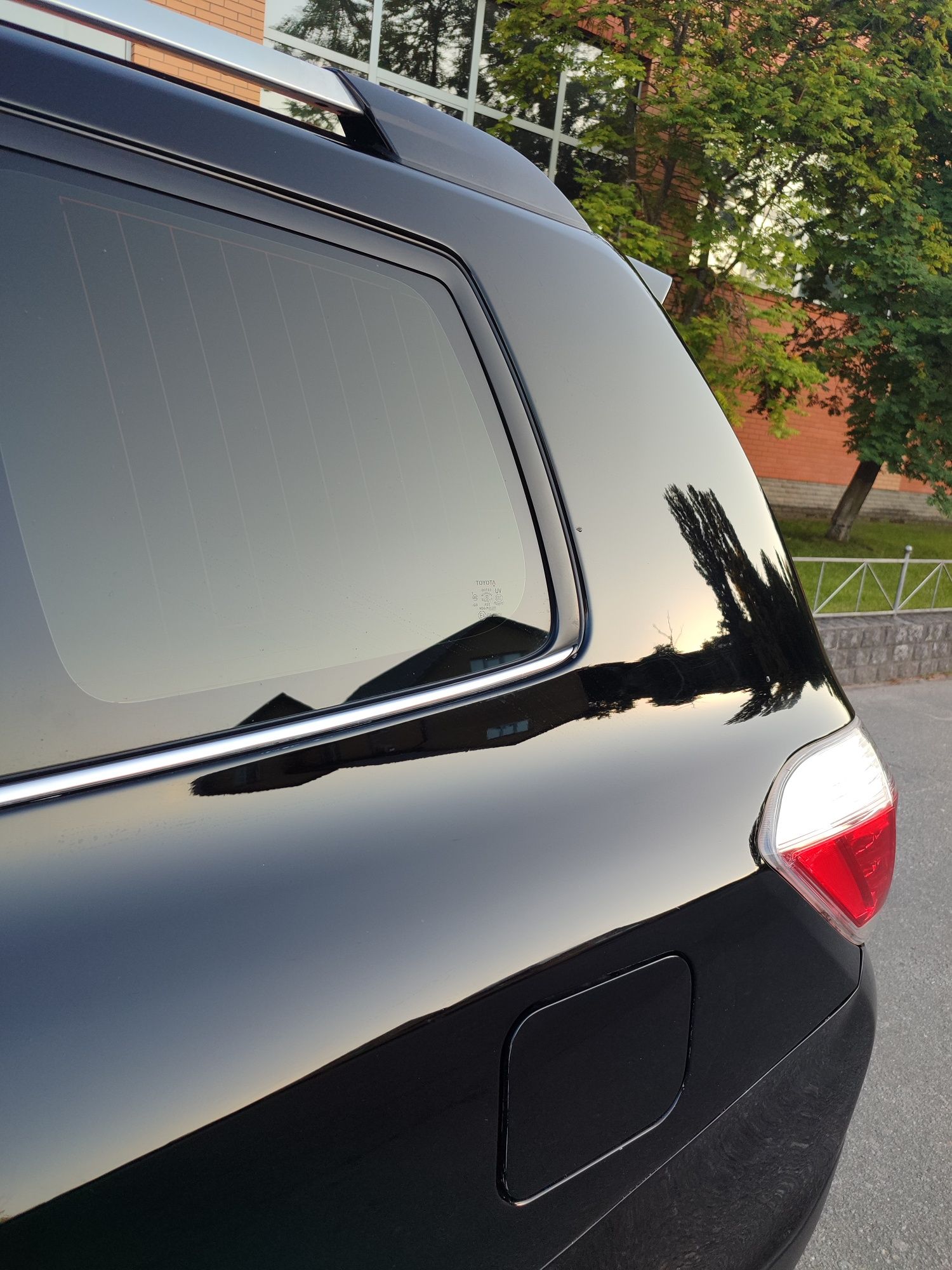 Toyota Highlander 3.5 2011р