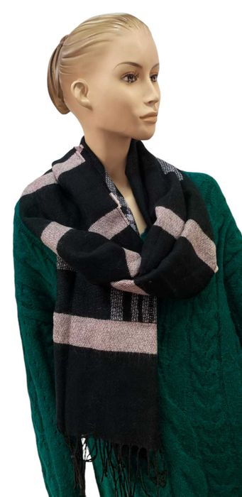 OVS ciepły szal damski w pasy z frędzlami jesień/zima rozm.64 X 215 CM