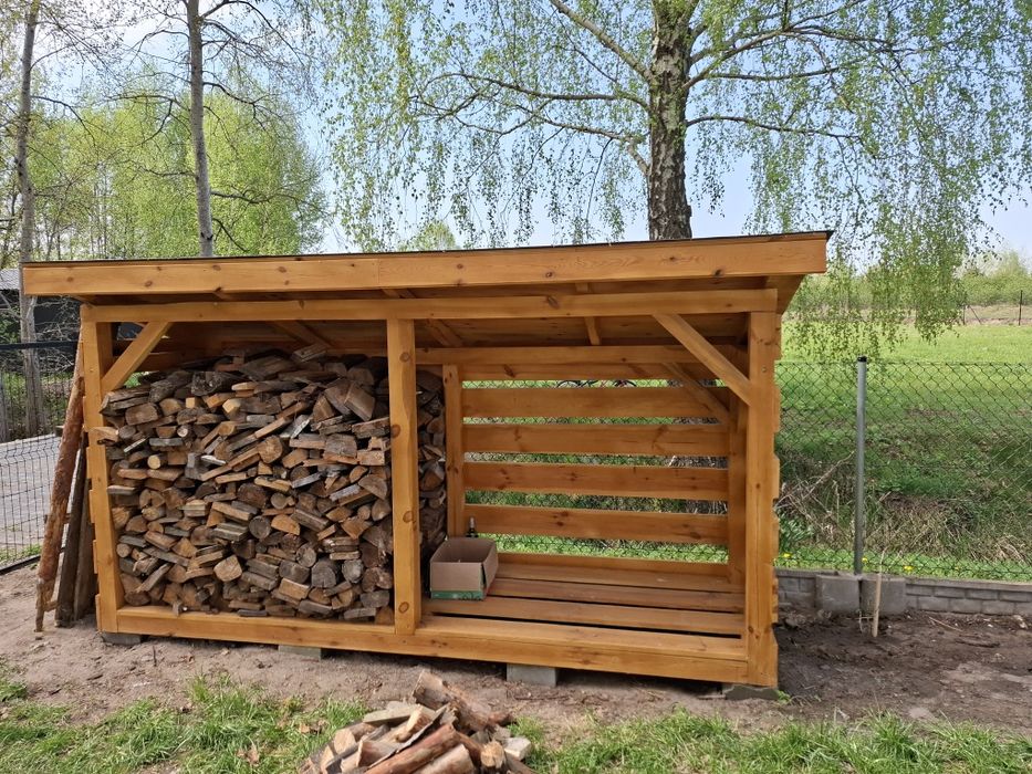 Drewutnia,impregnowana,zadaszona