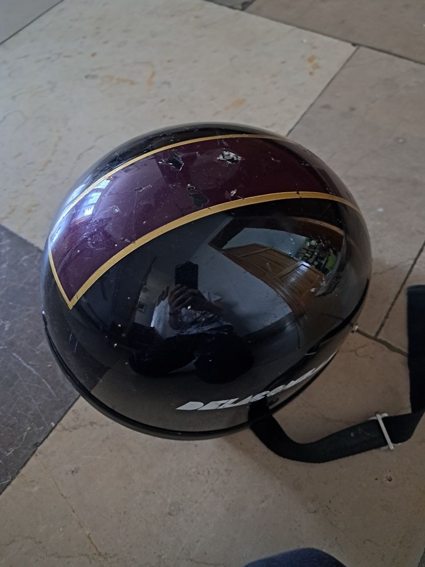 Kask motocyklowy orzeszek retro japoński Delacombaz skuzrany środek