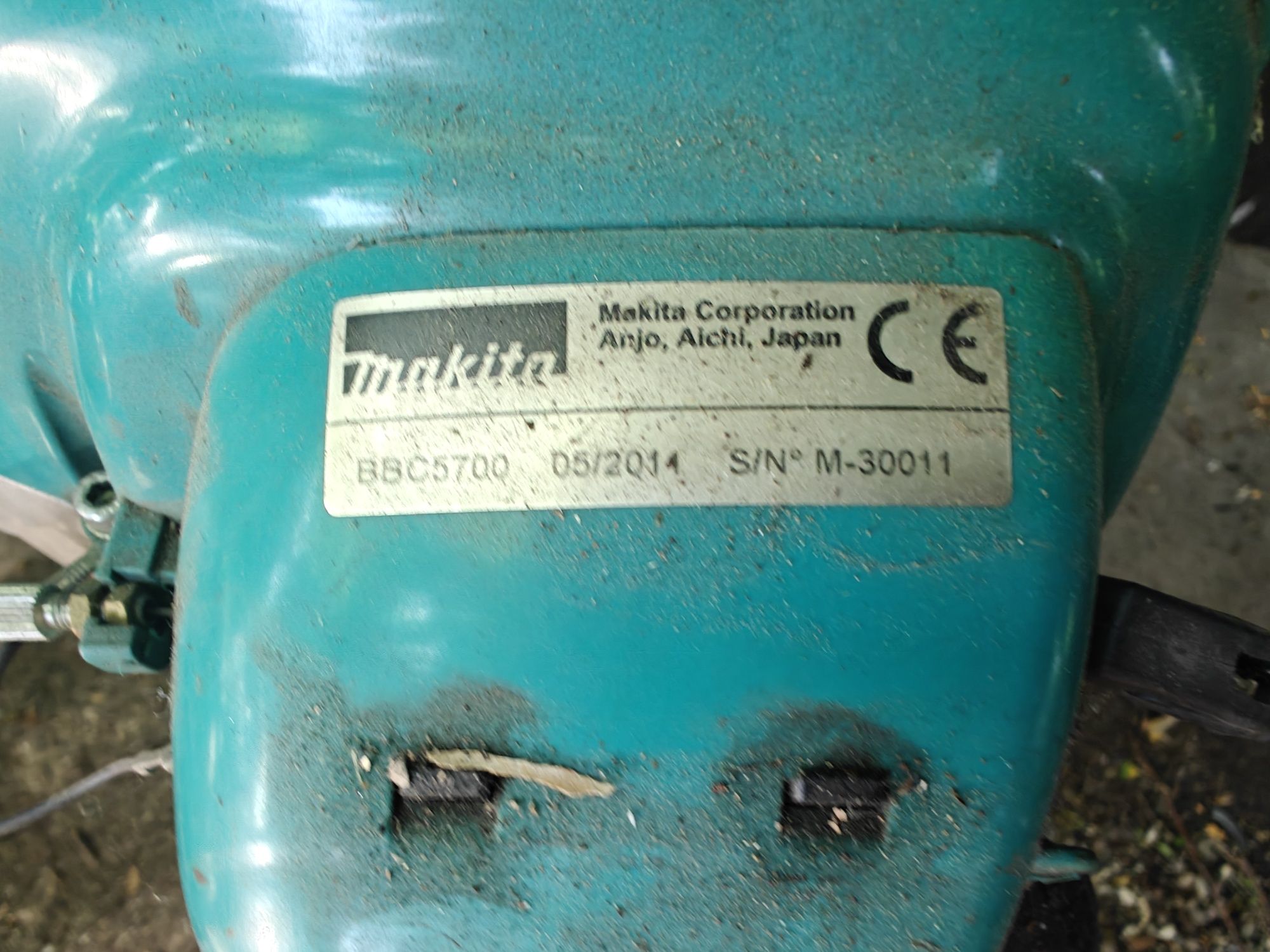 Kosa spalinowa Makita BBC5700 podkaszarka