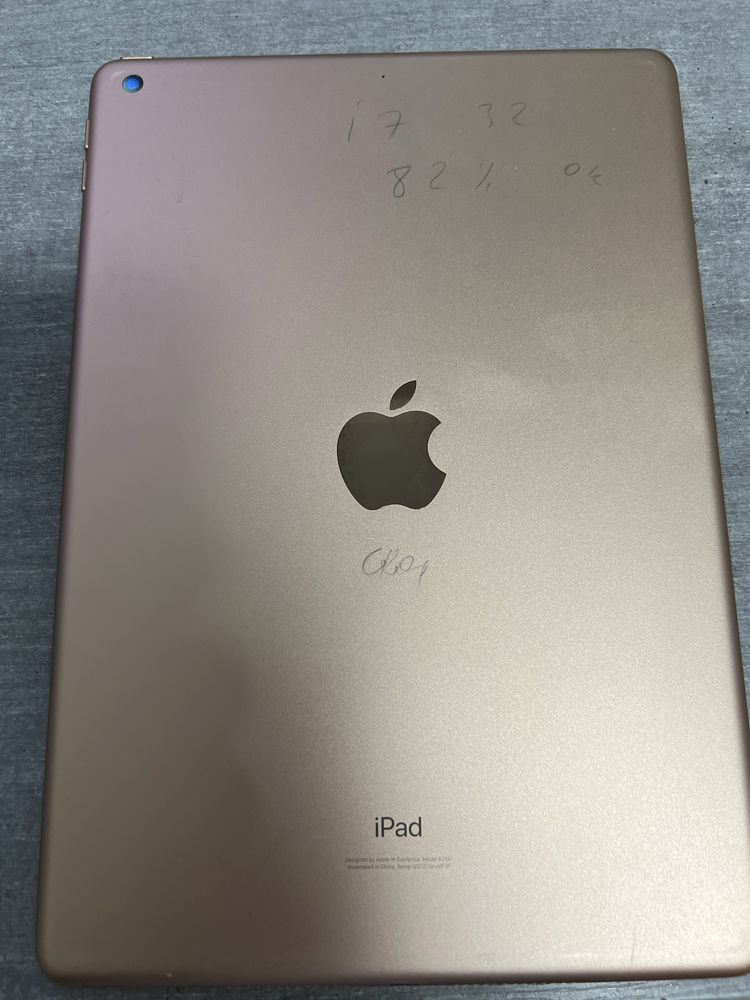 iPad 7 покоління. 32GB. Gold. Без обмежень. Гарантія