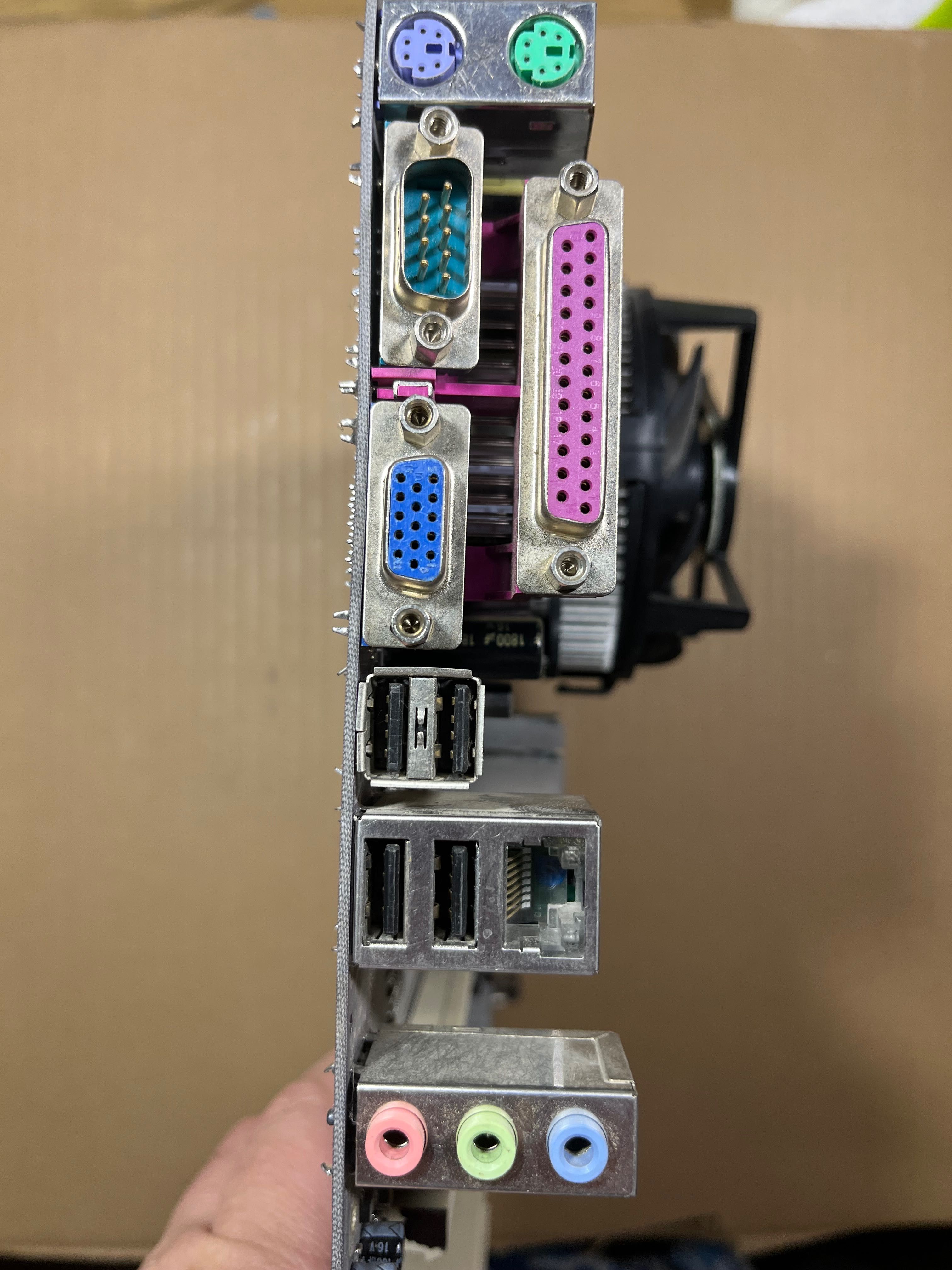 Материнська плата s775 Elitegroup 915GV-M2 DDR1 DDR2