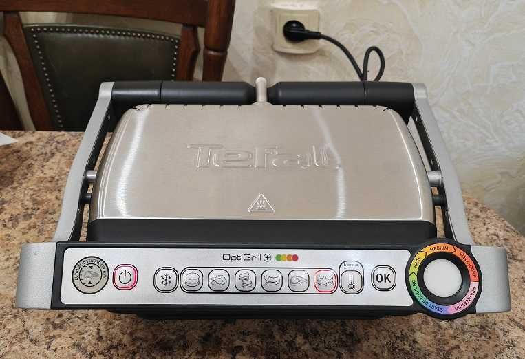 Электрогриль Tefal OptiGrill+ GC716D12
