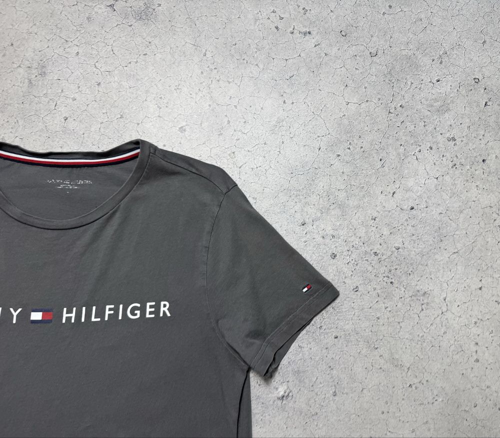 Мужская Футболка Tommy Hilfiger С Большим Логотипом Оригинал S-M