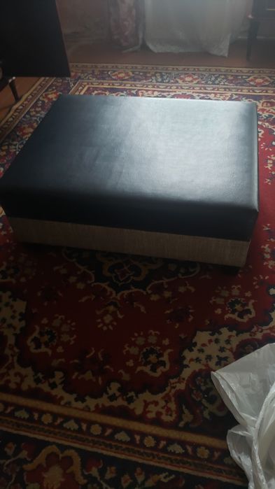 Пуфик (диванчик)