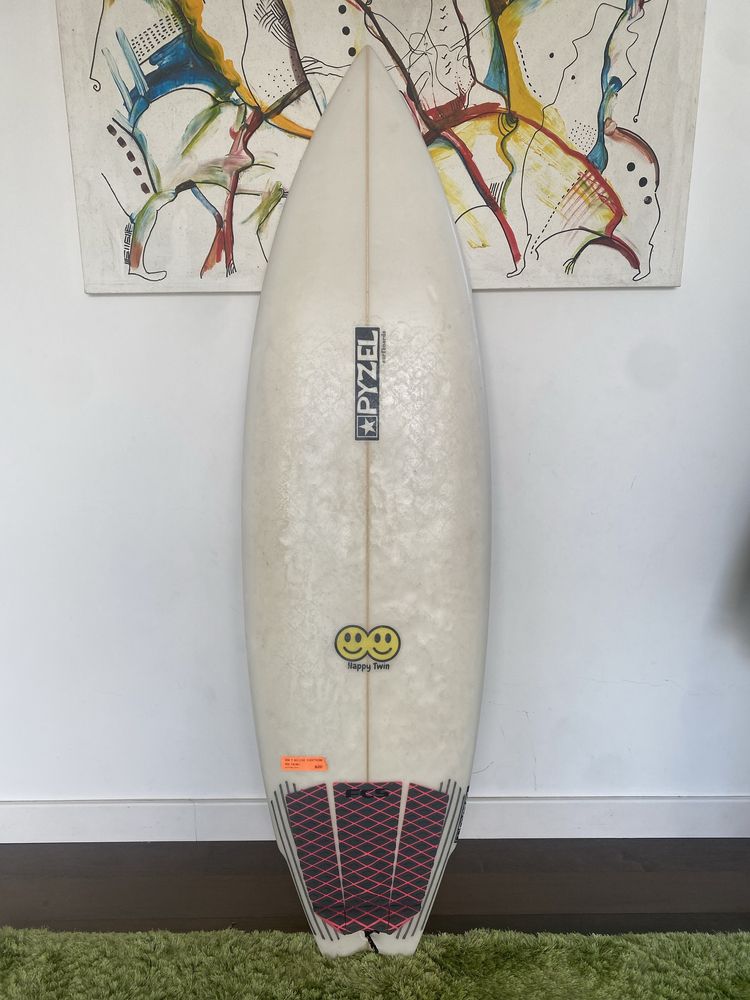 Prancha de Surf Pyzel Happy Twin 5’8