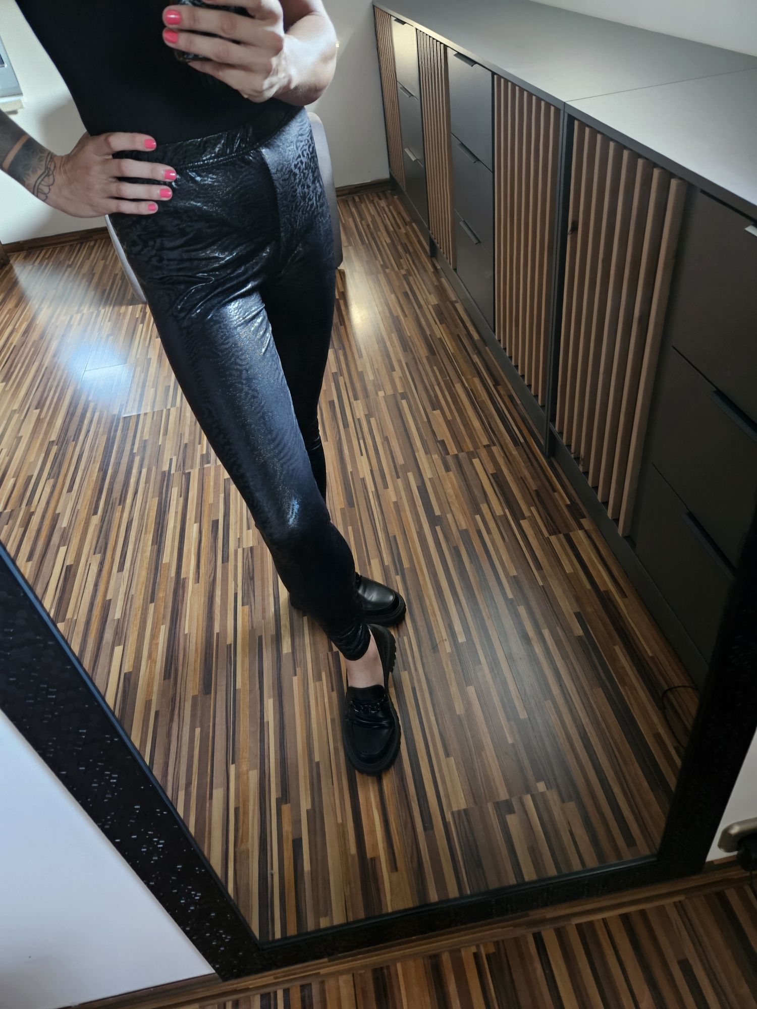 Nowe legginsy M/L Nutshell