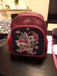 Mochila escolar L.O.L.