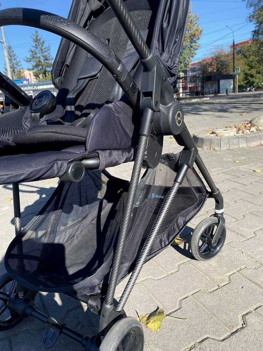Cybex Melio Carbon в ідеальному стані!В подарунок підстаканник сайбекс