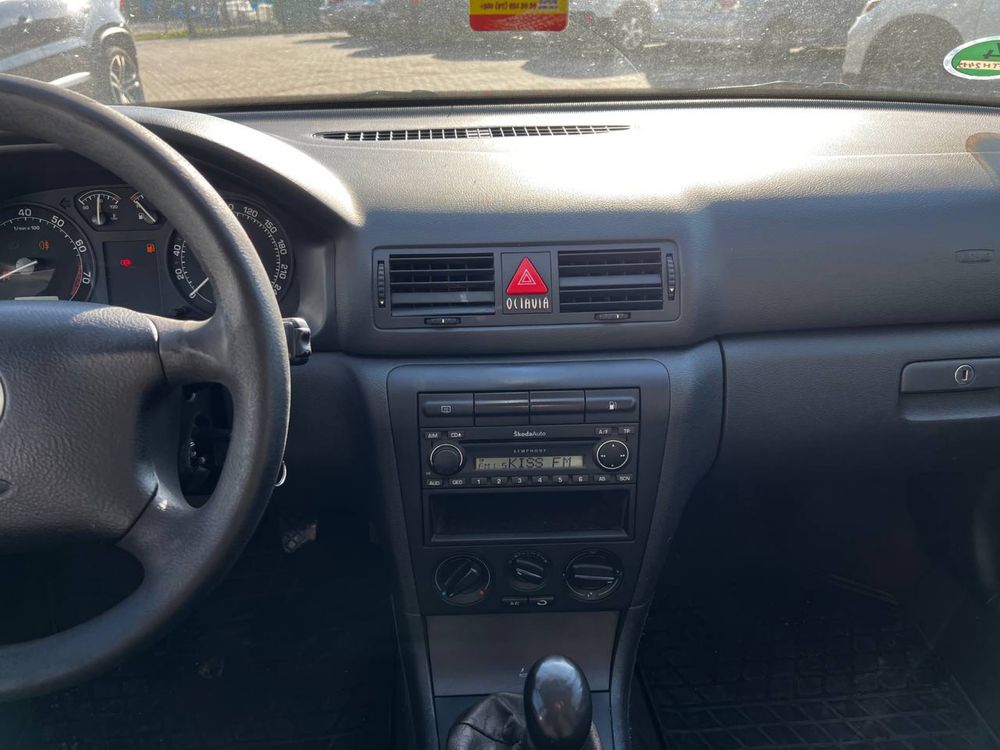 Продам Skoda Octavia Tour 2005г.,1.6 газ/бензин. Обмен, Лизинг