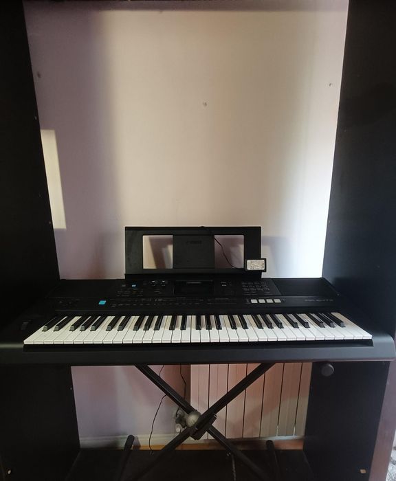 Teclado Yamaha PSR E473