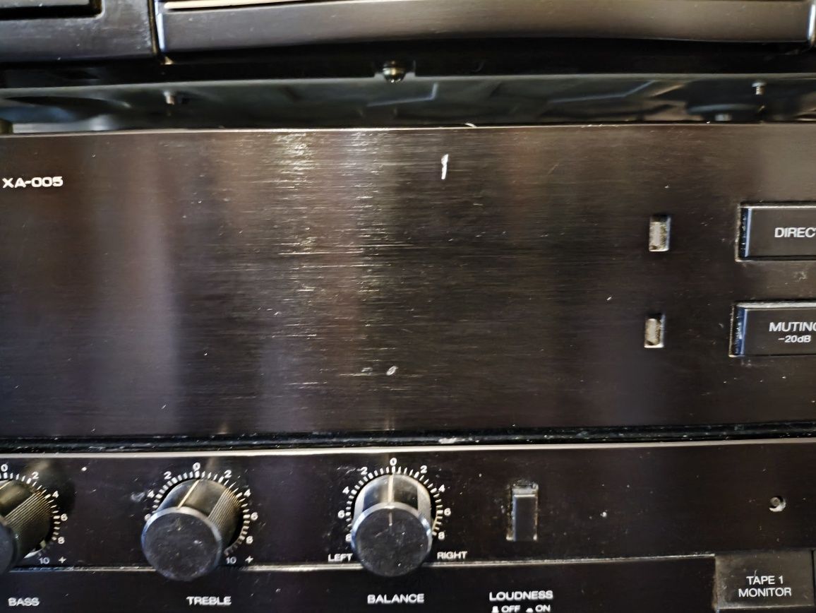 Wzmacniacz Aiwa XA-005