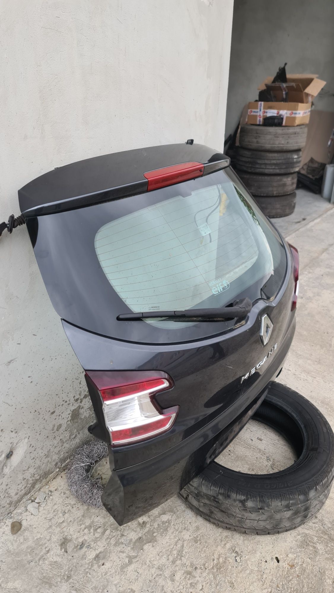 Кришка багажника ляда кляпа Renault Megane 3 універсал колір фарбаTEB6