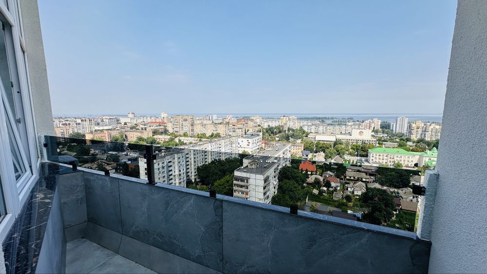 Продам 3-кімн.квартиру (132кв.м) з новим ремонтом в Центрі м.Черкаси.
