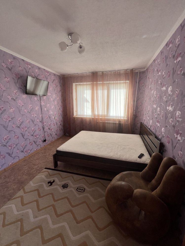 Продам 2 комнатную квартиру Светлая, 49б