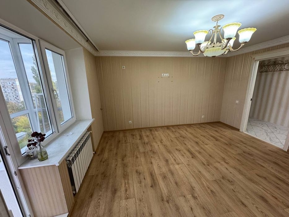 Продається 3х кімнатна квартира 61м² р-н 14 школи. Автономне опалення