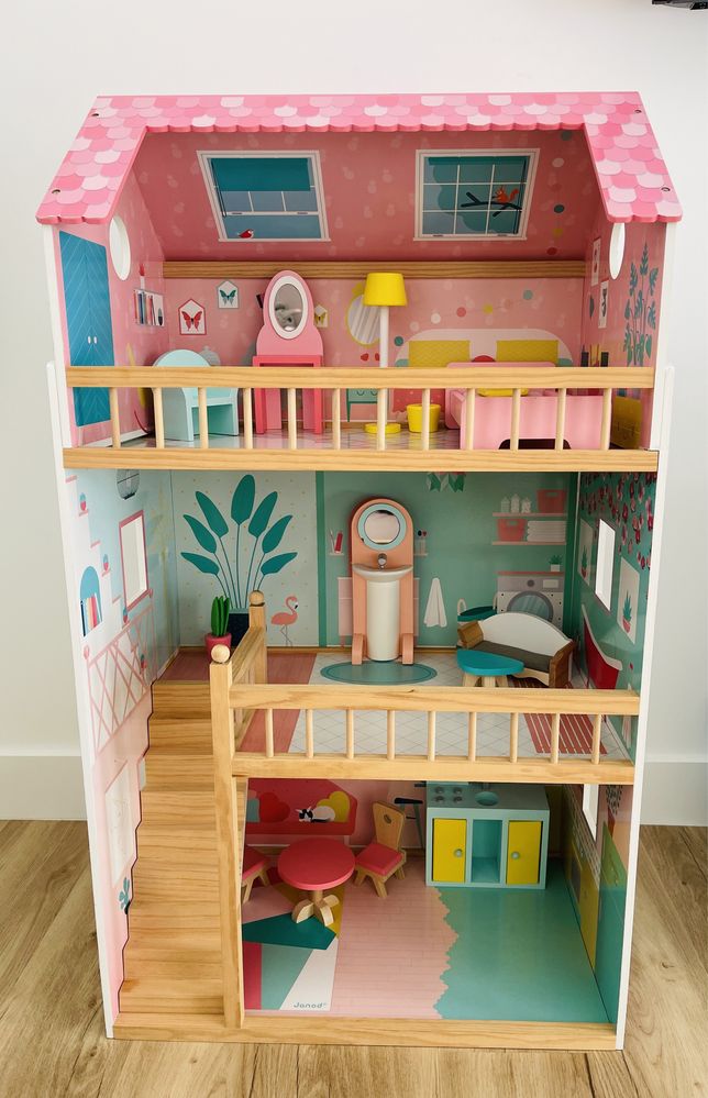 Casa de madeira para bonecas barbie