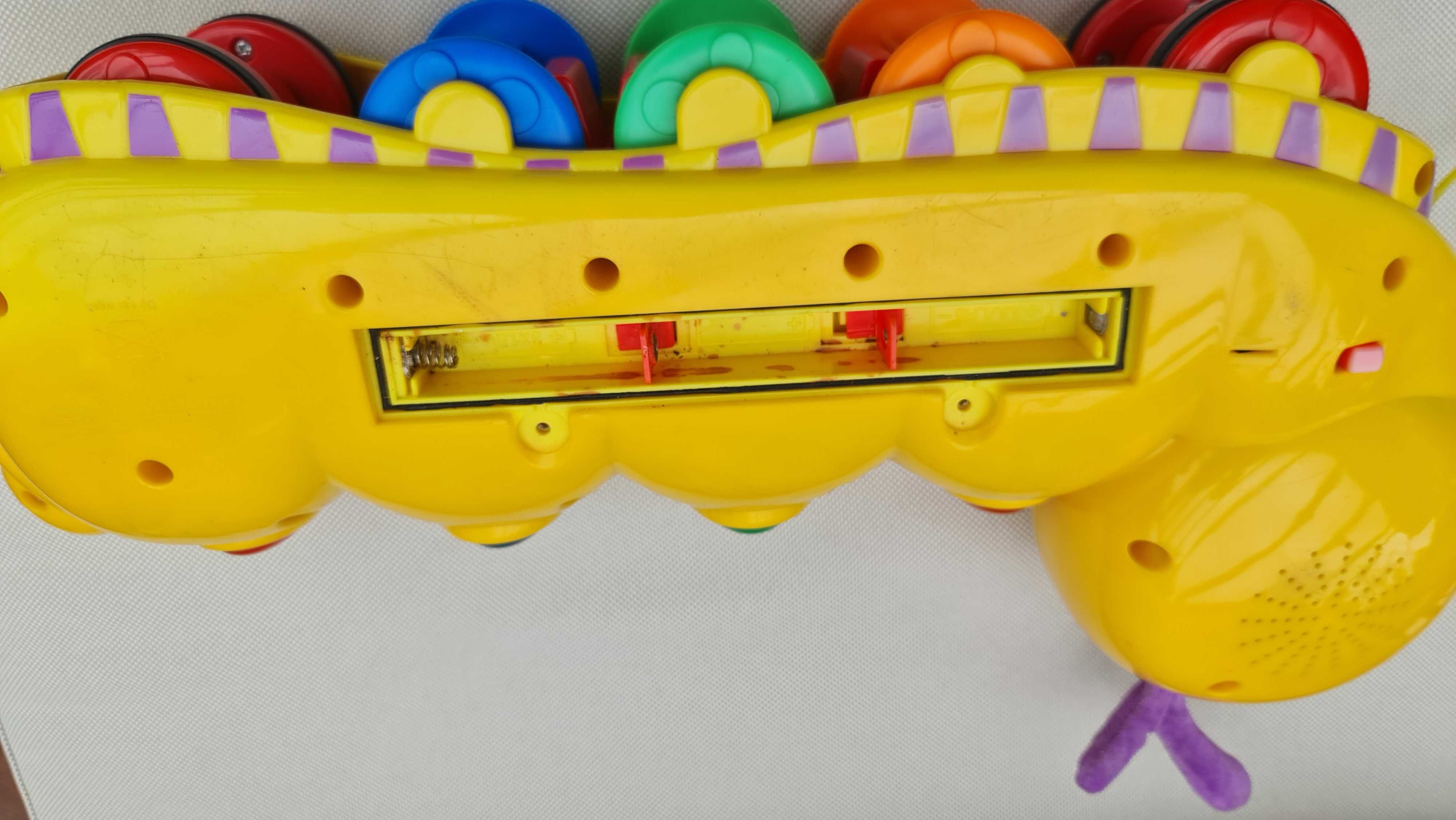 Fisher Price Gąsienica Gawędziarka 12-16 miesięcy