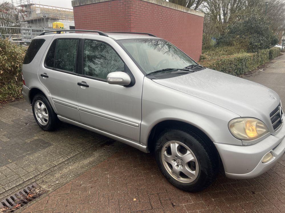 Mercedes Benz ML270 в Украіні