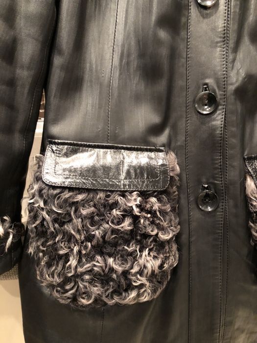 Пальто из натуральной кожи