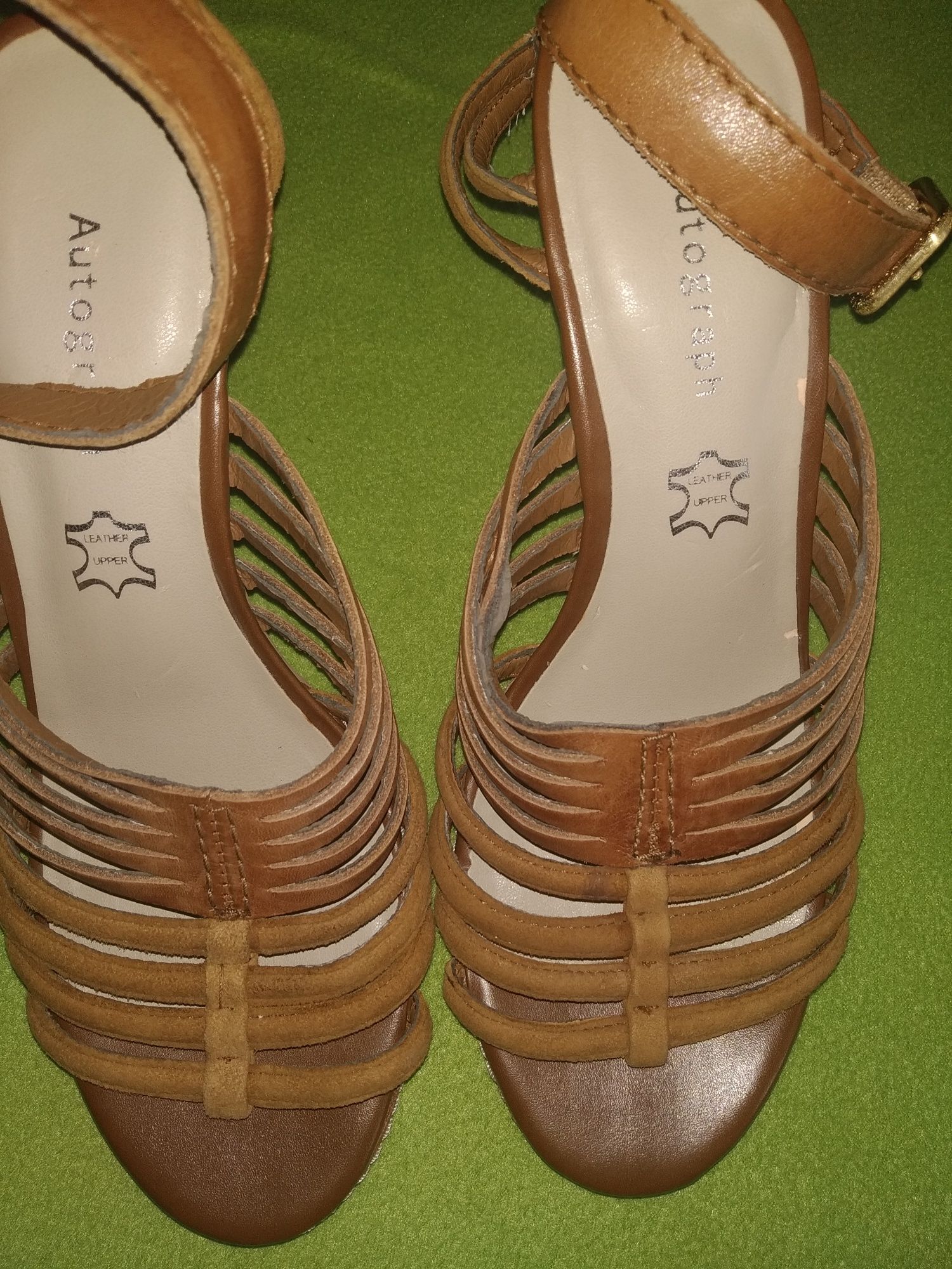 Sandały na obcasie Autograph nowe 36