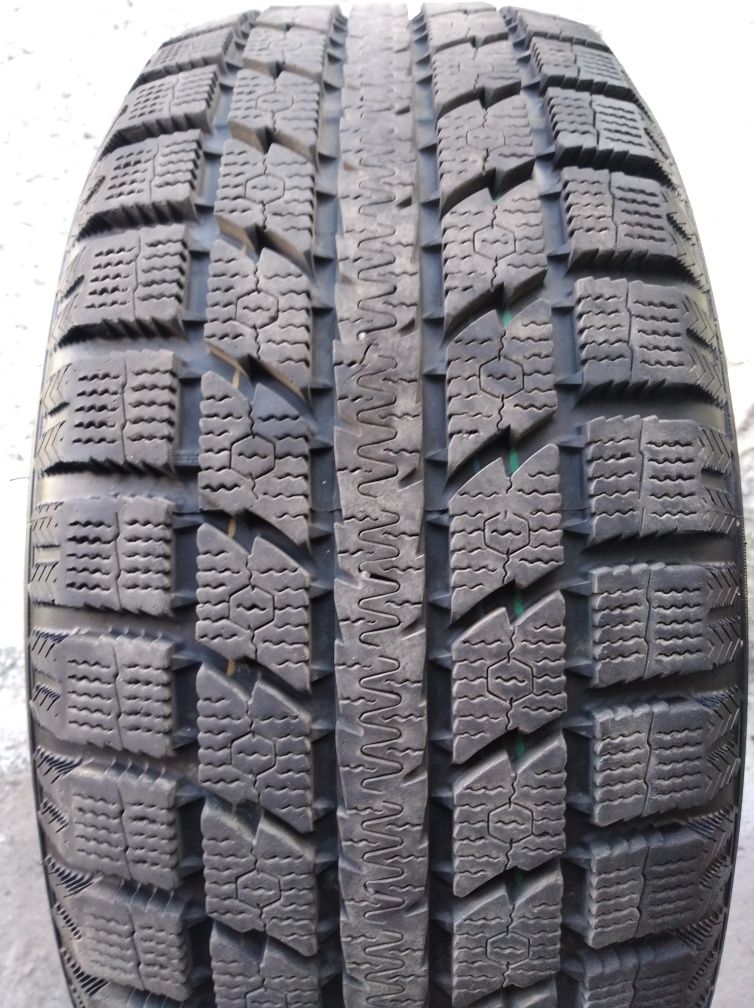 Автошины зима 215/55 R 16