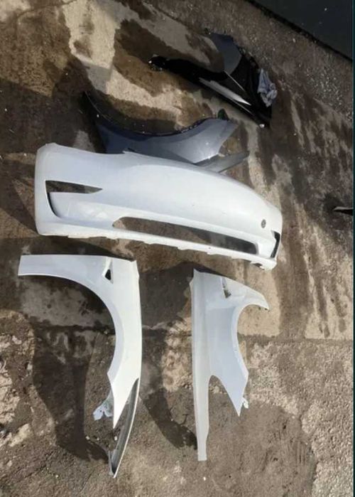 Крила Tesla Model 3 Y (2018-2024p) 1097253-00-F 1097252-00-F
