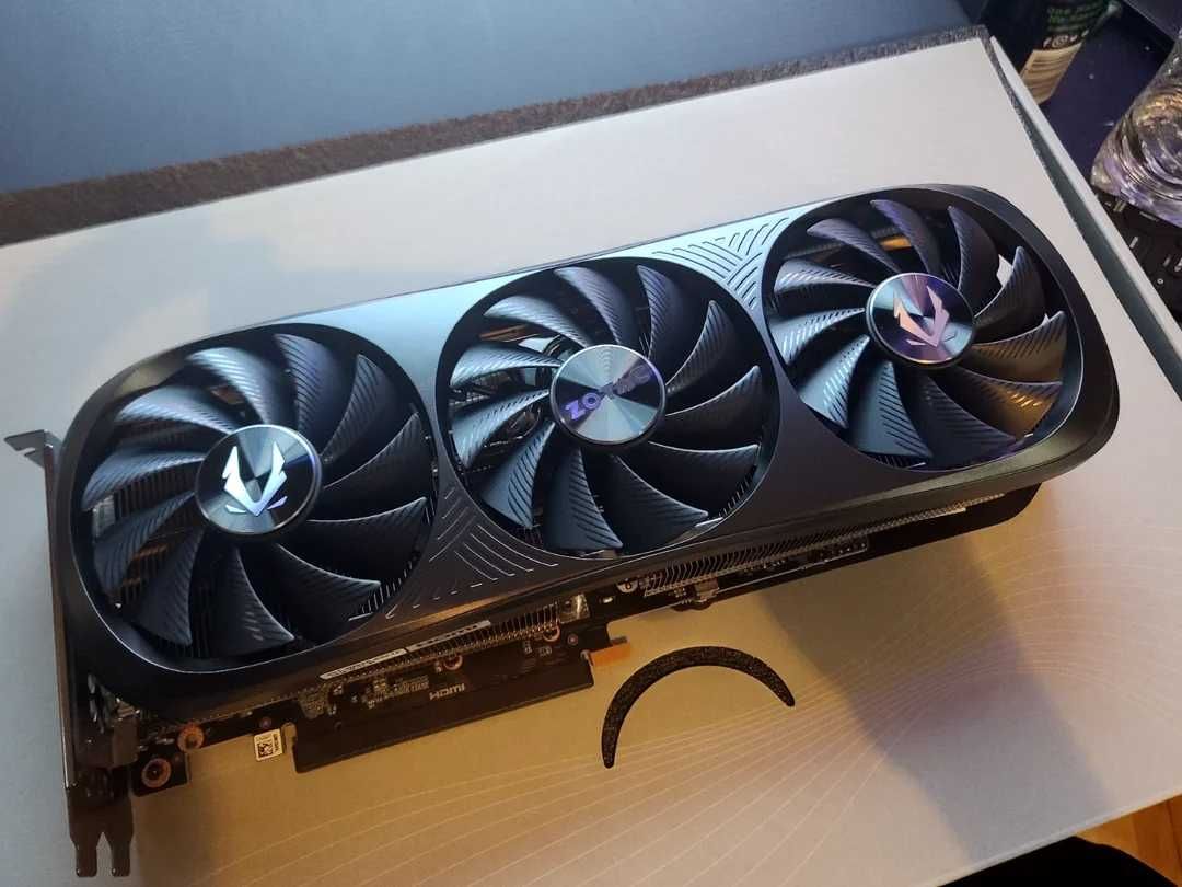 Karta graficzna Nvidia ZOTAC RTX 4080 Super 16GB GW do 2029r!