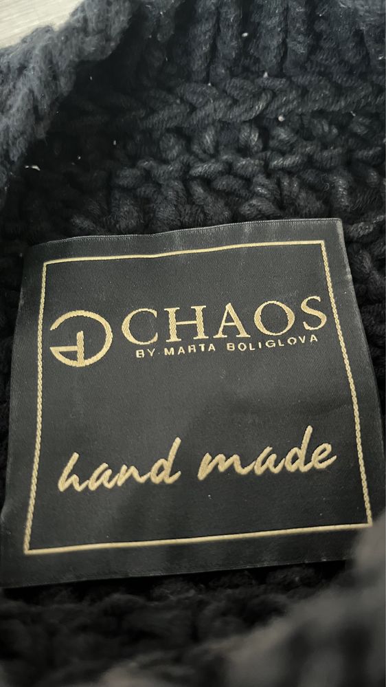 Chaos by Marta boliglova handmade wełniany sweter gruby splot