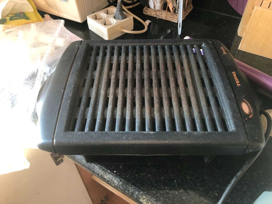 grelhador electrico tefal preto