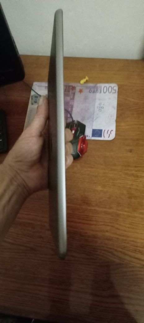 Продам айпад айр