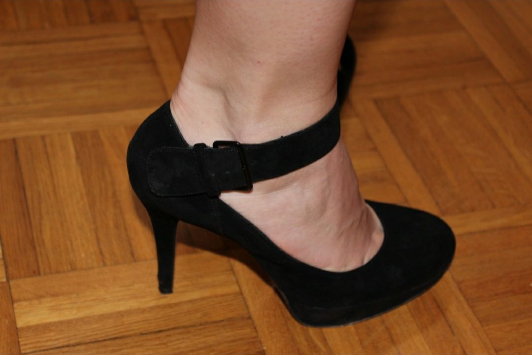 Obcasy, buty na obcasach Stuart Weitzman