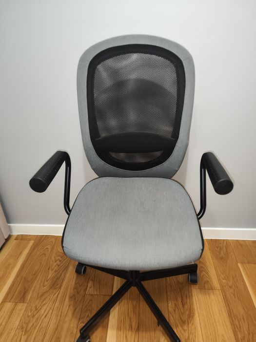 Oddam krzesło biurowe