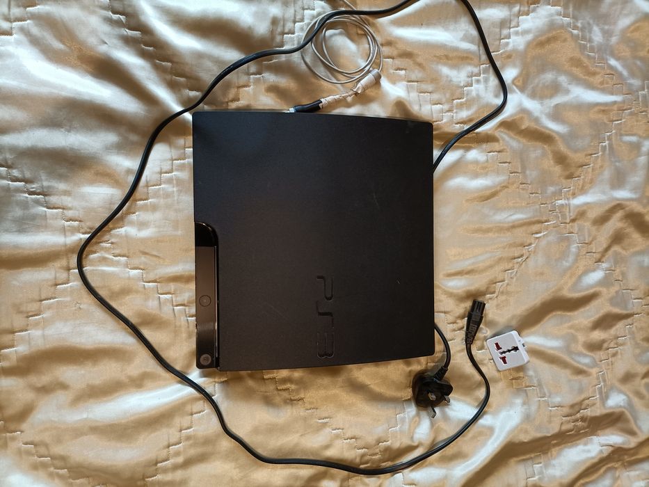 Konsola PS3 Slim