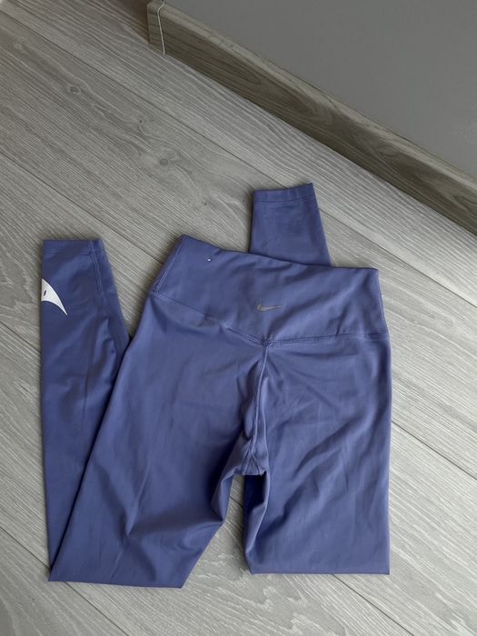 лосіни Nike на s-m 450 грн