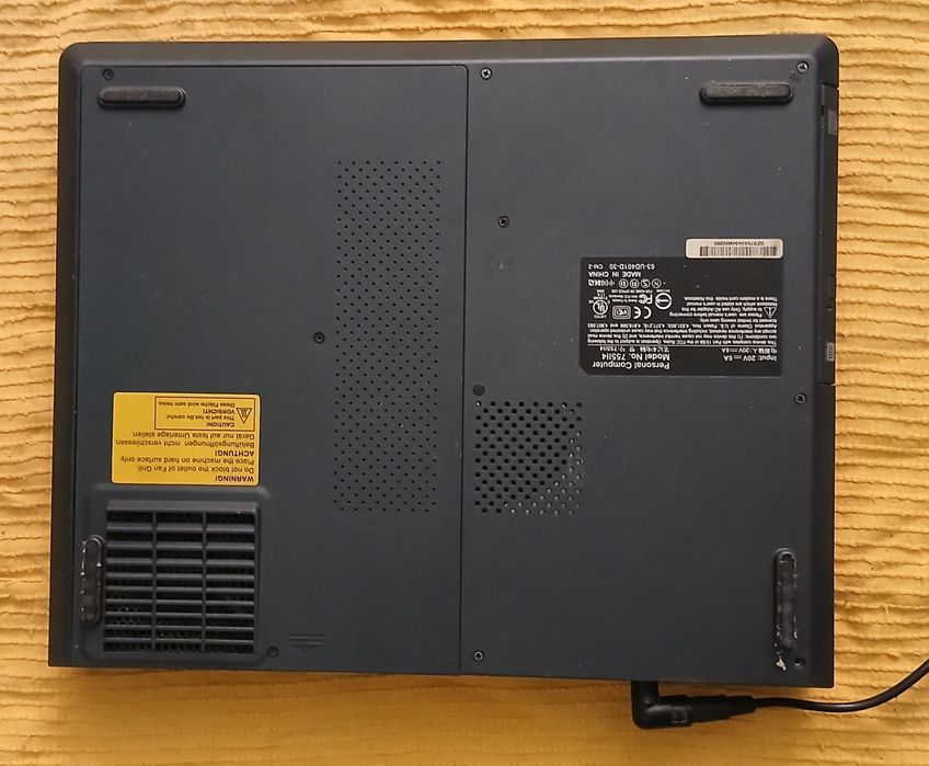 Portatil Triudus Antigo só acende a Bord