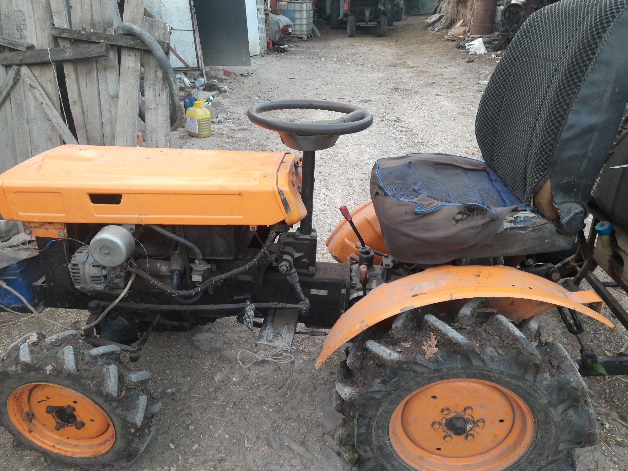 Продаю Kubota b6000