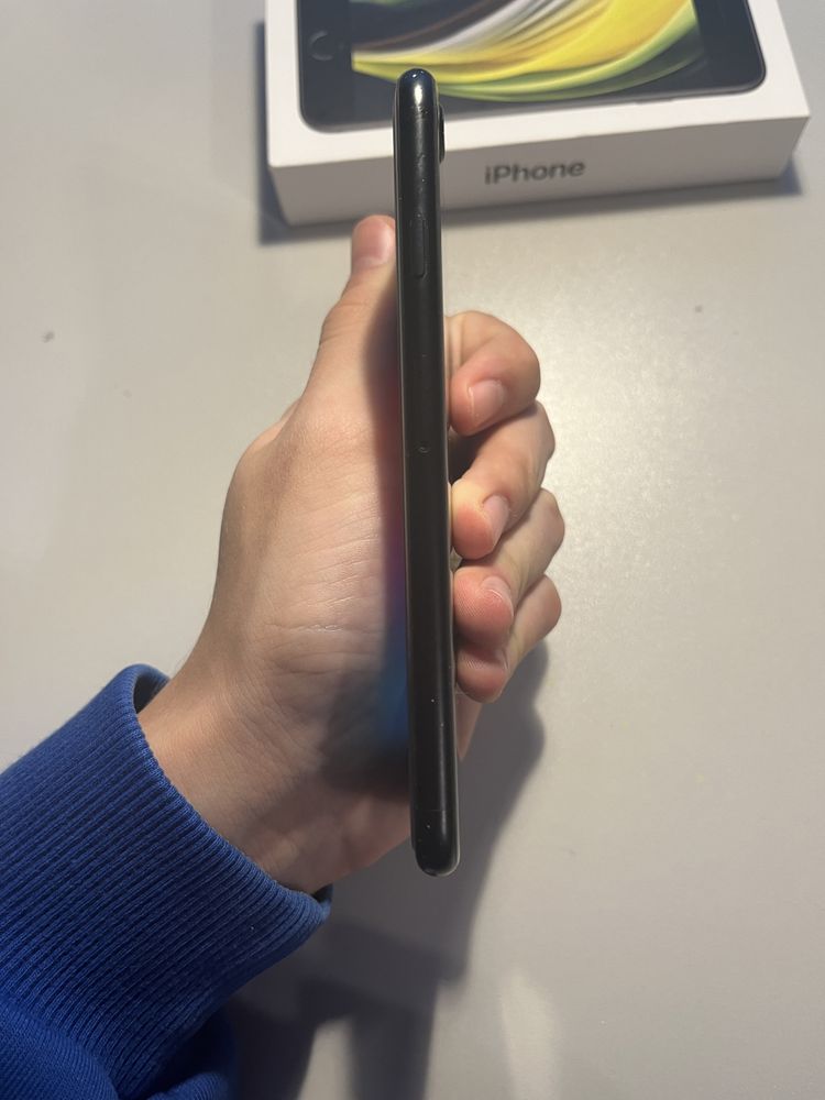 Iphone SE 2020 Black 64 GB Czarny