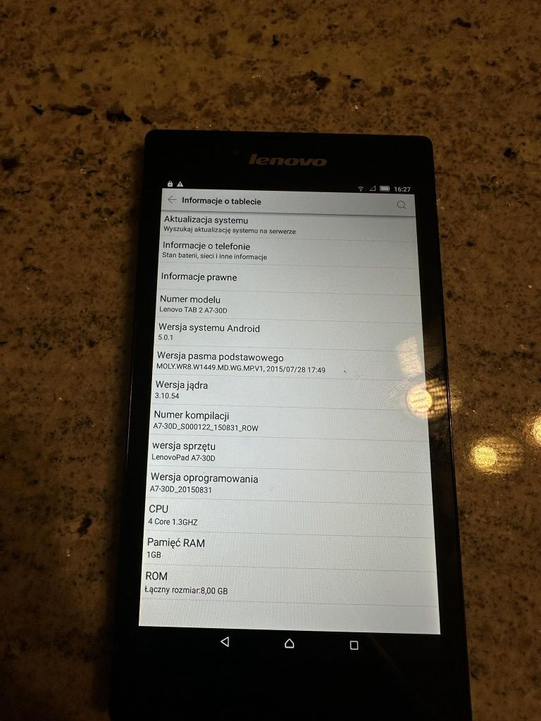 Sprzedam Tablet Lenovo z 2016 roku mało używany