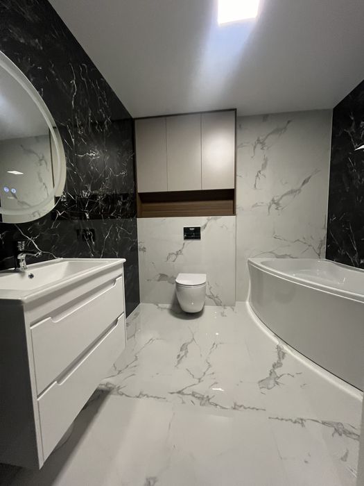 Стильна,укомплектов,гардеробна,в сучасному ЖК One,район торг.Велес.