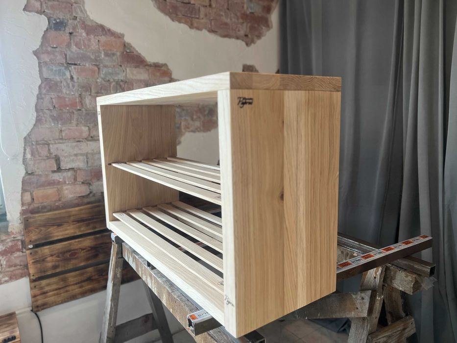 Szafka na buty z siedziskiem