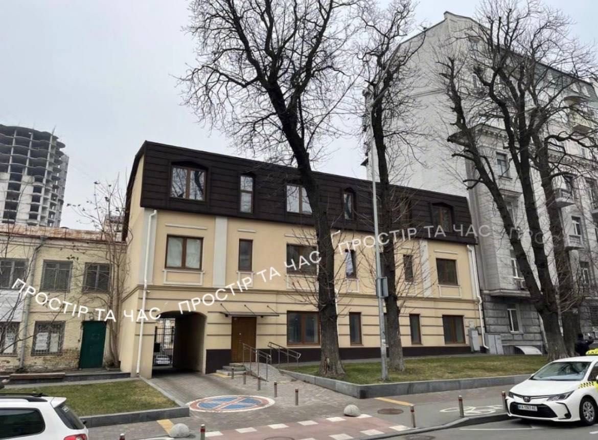 Оренда будівлі на вул. І. Франка, буд.
26.